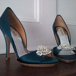 NWT Badgley Mischka Teal D'Orsay Pumps